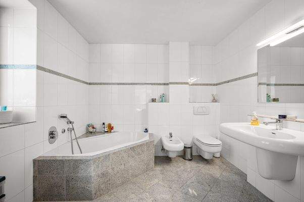 Vollbad im Hochparterre