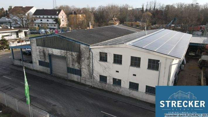 Drohnenansicht Halle vorne