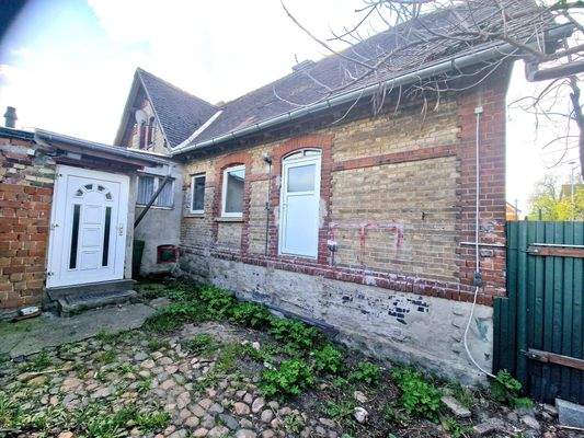 Haus Innenhof rechts