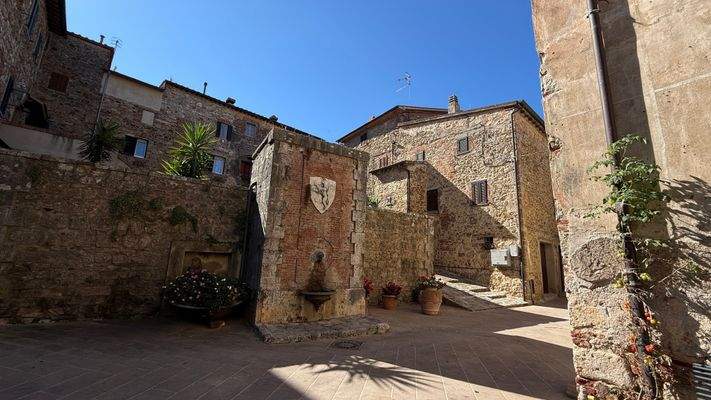 BAF8403C-39A0-4991-9B6E-596F5362DFBA_1_201_a