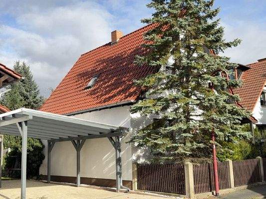 Seitenansicht von West