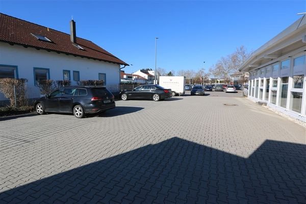 Parkplatz.jpg
