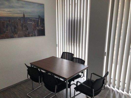 Büro5.jpg