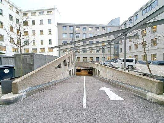 Zufahrt Tiefgarage