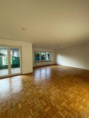 PHOTO-2025-11-05-11-33-47 6.jpg