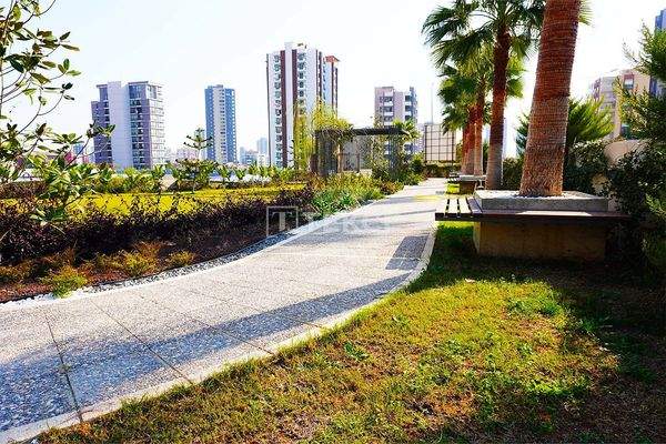 Elegant Apartments Near the Sea in Mersin Yenişehir