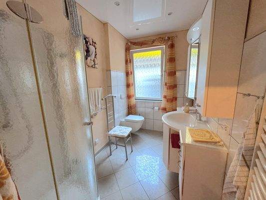 Badezimmer EG
