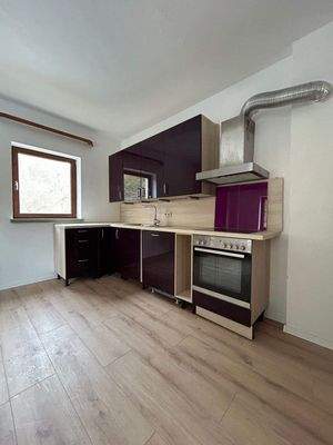 Küche mit Einbauküche