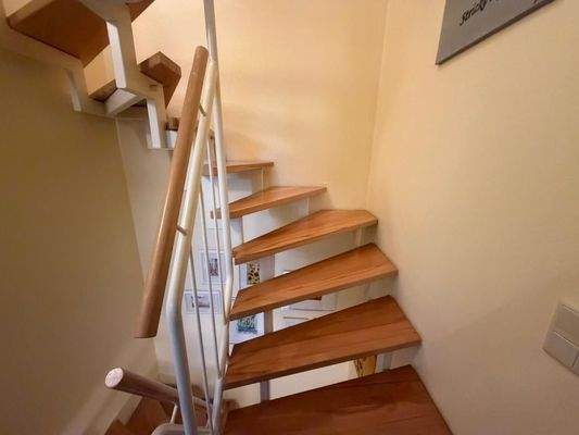 Treppe zum Spitzboden