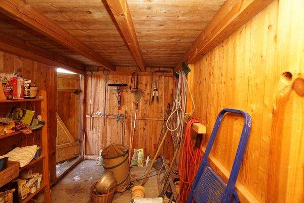 Im Gerätehaus (2).jpg