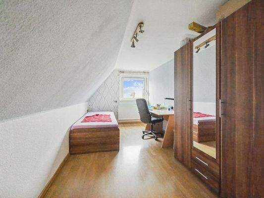 Kinderzimmer 3 b (DG)