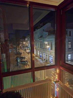 Ausblick nach vorne bei Nacht