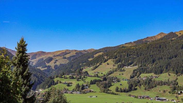 KITZIMMO-Exklusives Bauernhaus mit Freizeitwohnsitz kaufen - Immobilien Jochberg.