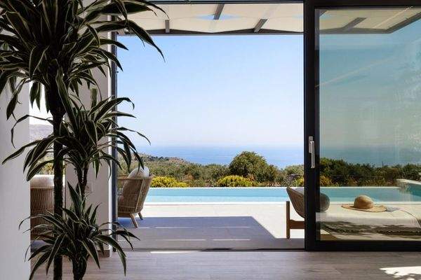 Kreta, Kefalas: Erstaunliche Steinvilla mit Meerblick und Pool zu verkaufen