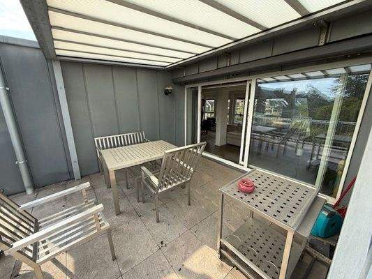 überdachte Terrasse