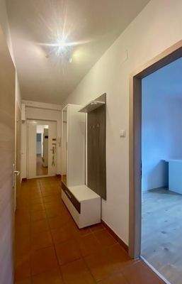 Eingang, Flur, Garderobe