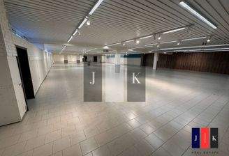 Halle Innenansicht 1