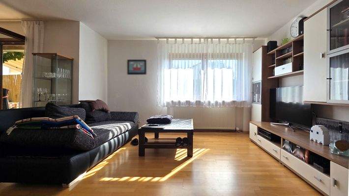 Einliegerwohnung Wohnzimmer B2