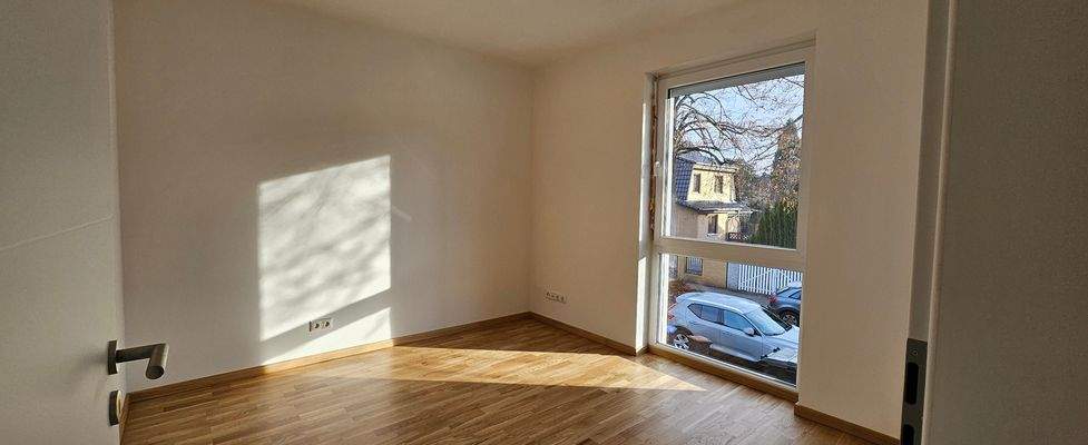 Zim. zur Strasse.jpg