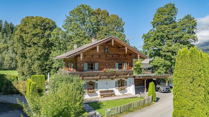 KITZIMMO-Alpenchalet in sonniger Ruhelage mit Kaiserblick - Immobilien Ellmau.