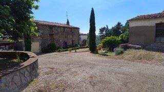 Grundstück mit Wohnhaus 