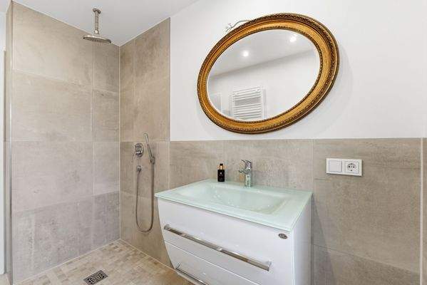 Badezimmer Erdgeschoss