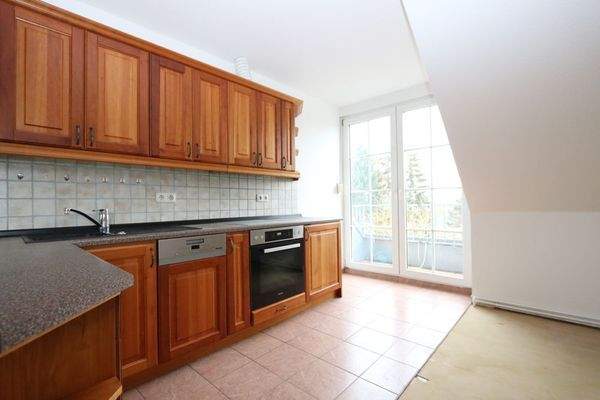 mit Zugang zur zukünftiger Terrasse