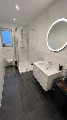 Bad mit Dusche