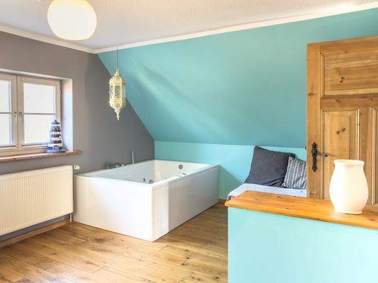 Badezimmer im Obergeschoss