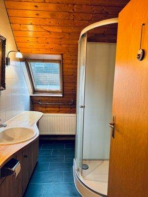 11-1OG-Badezimmer.JPG