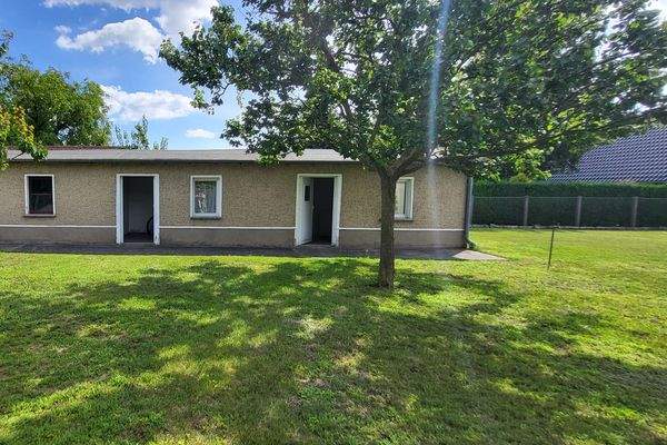 Grundstücksansicht-03