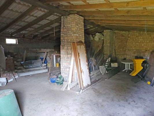 Geräteschuppen innen