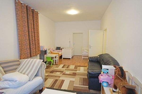 Wohnzimmer im Erdgeschoss links - Haupthaus