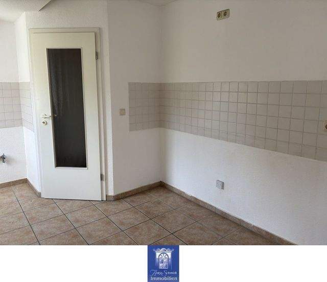 Individuelle und geräumige Dachwohnung! Tageslichtbad mit Wanne und Dusche! - Photo 1