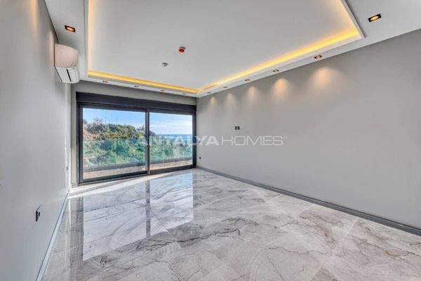 Luxurious Villas with Stunning Sea Views in Alanya