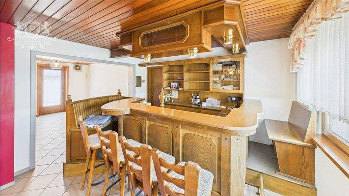 CAM01984G0-PR0471-STILL017