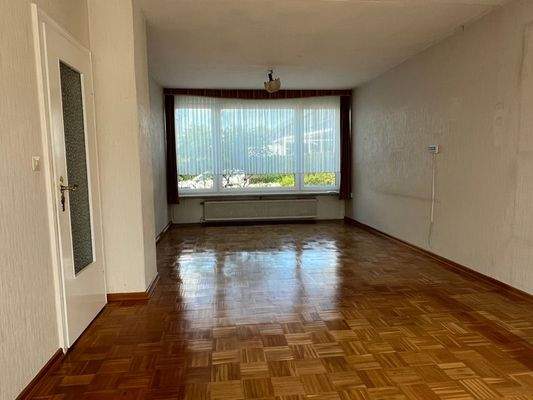 Wohnzimmer Ansicht nach vorne