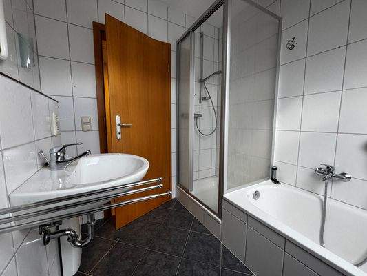 WhatsApp Image 2025-11-18 at 16.30.01 (3).jpeg