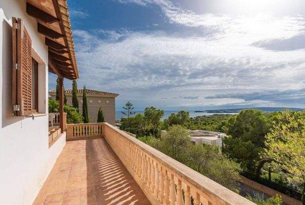 Villa mit Meerblick zum Verkauf in Costa den Blanes, Mallorca