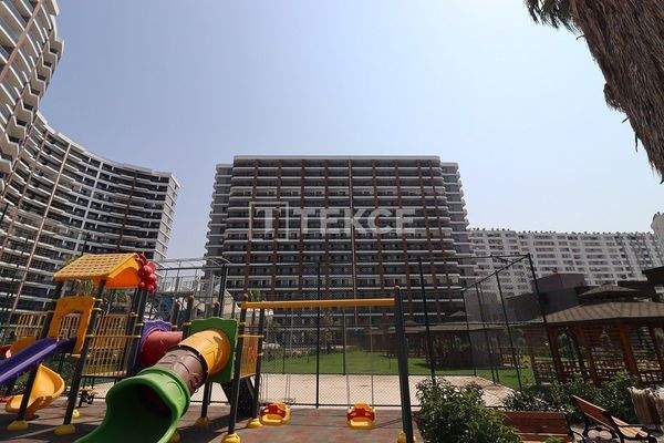 Properties within Walking Distance of Beach in Tömük Mersin