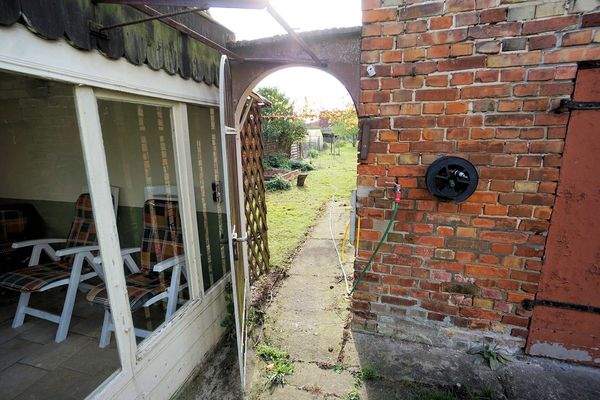 Zugang Garten (2).jpg