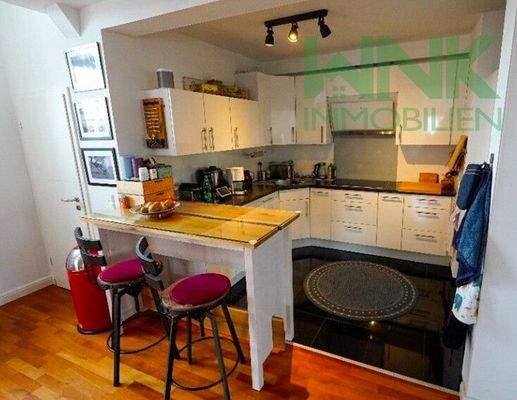 offene Küche mit Theke