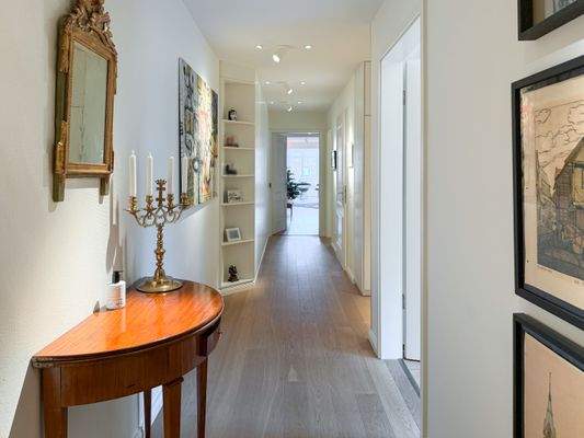 Eingangsbereich/ Flur 