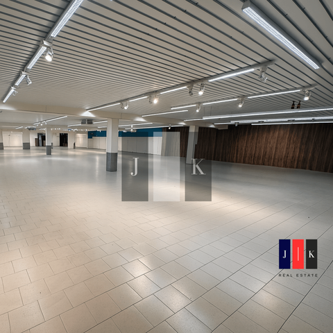 Ahrensburg Halle, Ahrensburg Hallenfläche