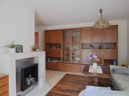 Blick zur Schrankwand