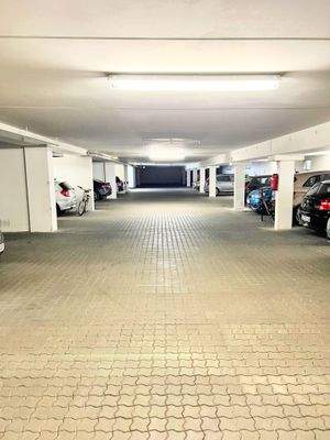 Einzelparker in der Tiefgarage