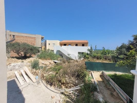 Kreta, Sfakaki: Rohbau - Wohnung im Erdgeschoss zu