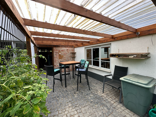 Überdachte Terrasse.png