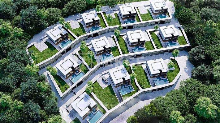 Elegant Detached Villa for Sale in Alanya with Sea and City Views