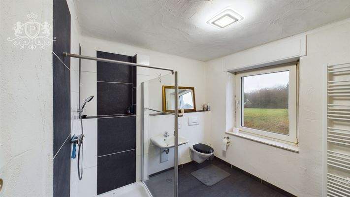 CAM01984G0-PR0440-STILL013